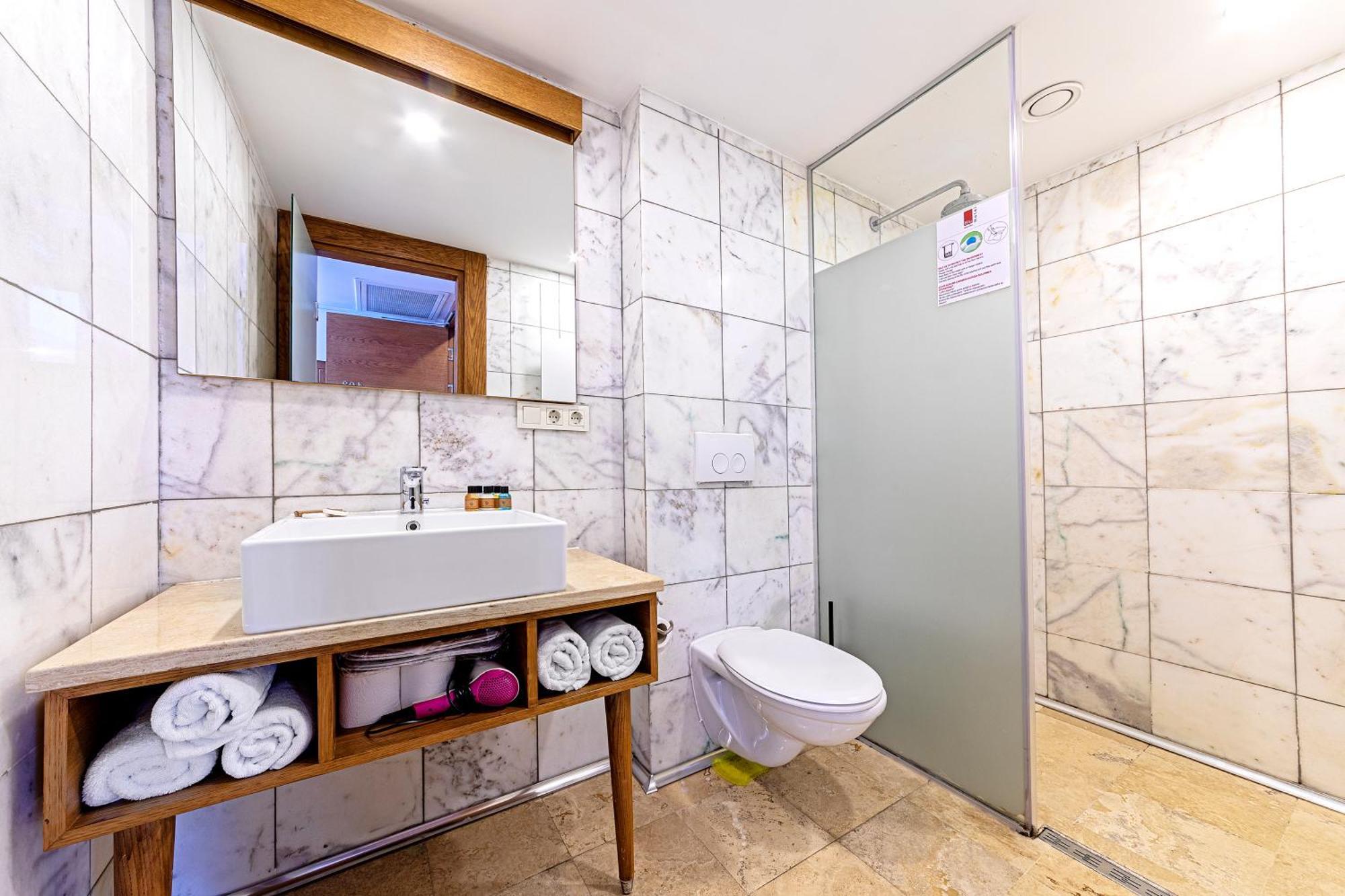 Neda Hotel Istanbul Værelse billede